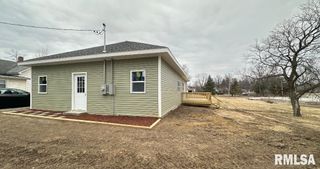 143 E CLINTON Street, Rushville, IL 62681