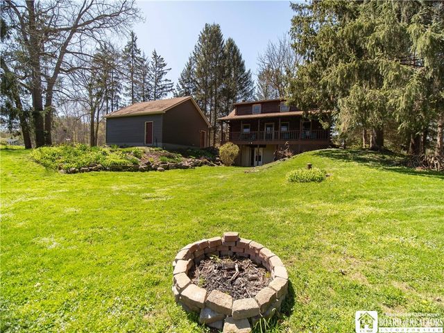4146 West Lake Road, Chautauqua, NY 14757