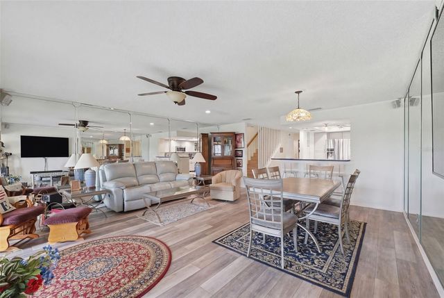 9100 PARK BOULEVARD 4, Seminole, FL 33777