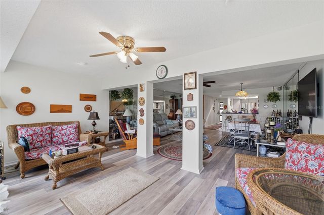 9100 PARK BOULEVARD 4, Seminole, FL 33777