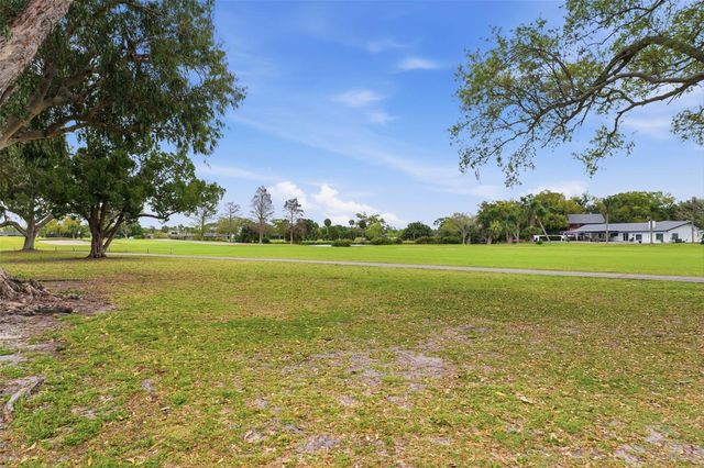 9100 PARK BOULEVARD 4, Seminole, FL 33777
