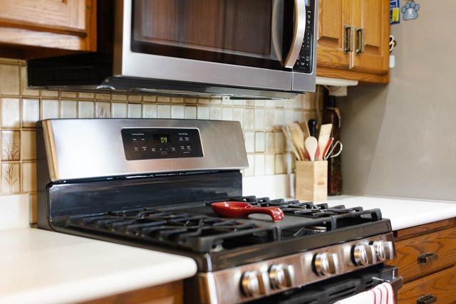 24206 89th STREET, Salem, WI 53168