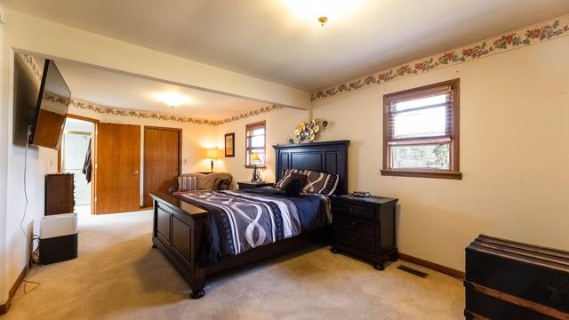 24206 89th STREET, Salem, WI 53168