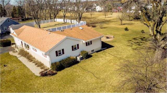 24206 89th STREET, Salem, WI 53168