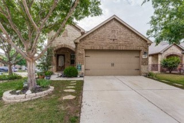 2864 Houston Wood Drive, Fort Worth, TX 76244
