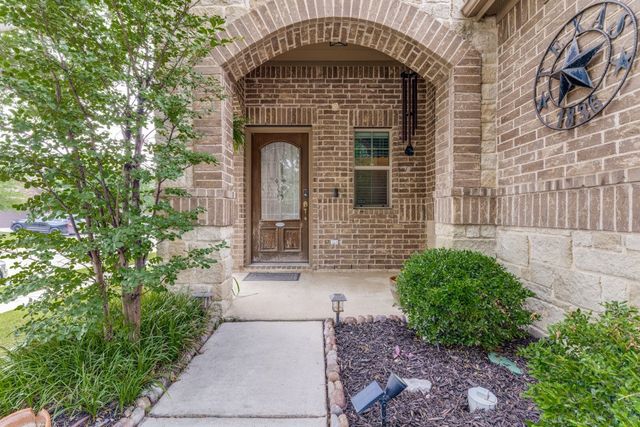 2864 Houston Wood Drive, Fort Worth, TX 76244