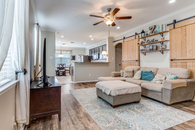 2864 Houston Wood Drive, Fort Worth, TX 76244