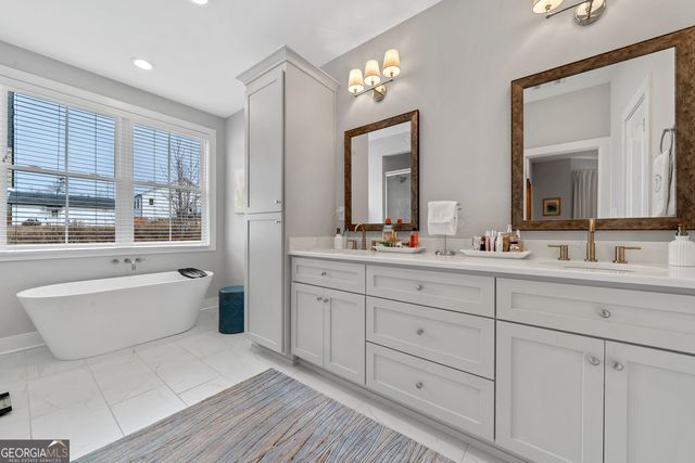 104 Oakline Court, Eatonton, GA 31024