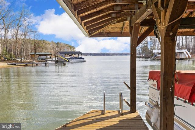 2325 WATERSIDE DR, Bumpass, VA 23024