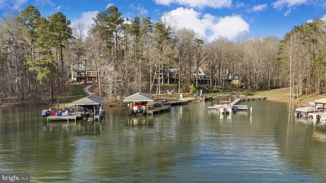 2325 WATERSIDE DR, Bumpass, VA 23024