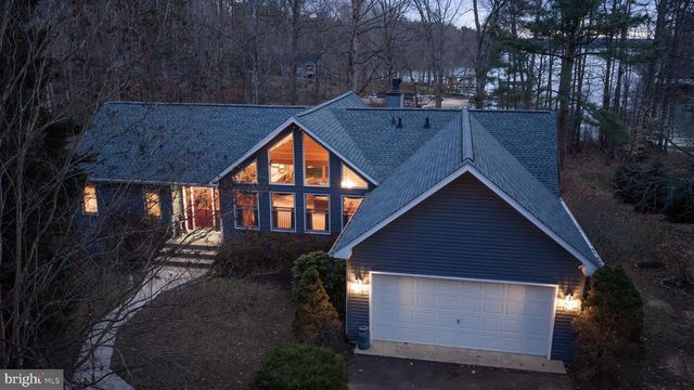 2325 WATERSIDE DR, Bumpass, VA 23024