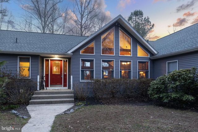 2325 WATERSIDE DR, Bumpass, VA 23024