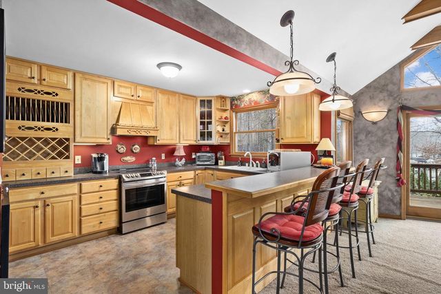 2325 WATERSIDE DR, Bumpass, VA 23024