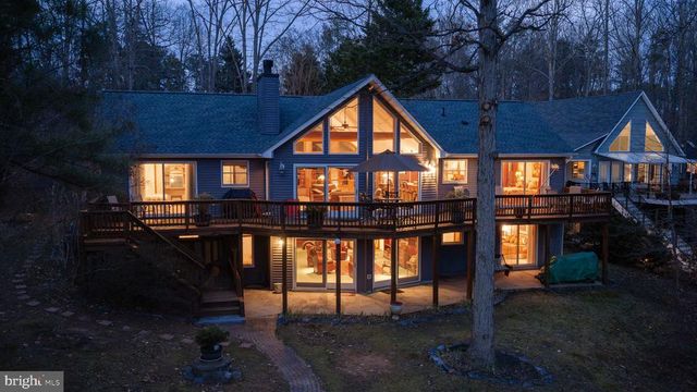 2325 WATERSIDE DR, Bumpass, VA 23024