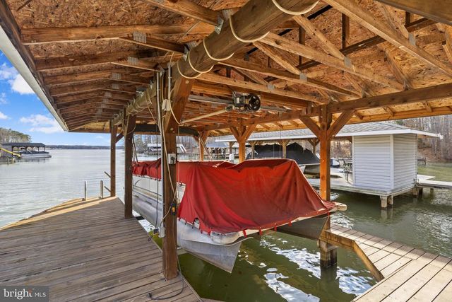 2325 WATERSIDE DR, Bumpass, VA 23024