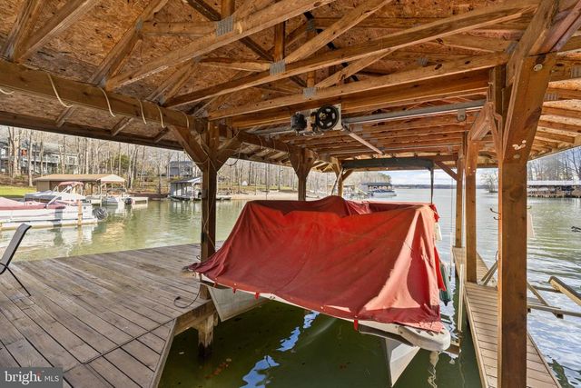 2325 WATERSIDE DR, Bumpass, VA 23024