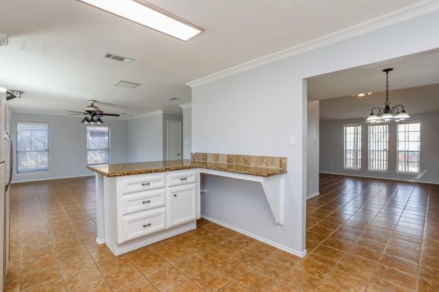 8123 Big Oak Trail Drive, Houston, TX 77040