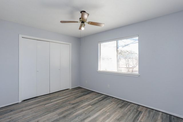 8123 Big Oak Trail Drive, Houston, TX 77040