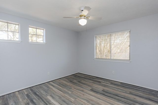 8123 Big Oak Trail Drive, Houston, TX 77040