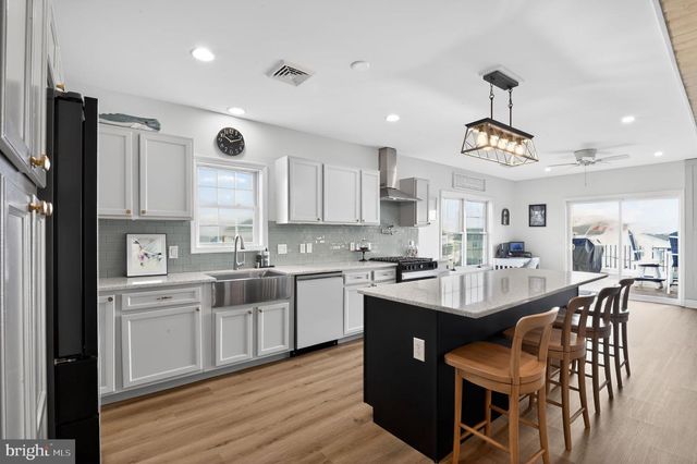 4 D AVE, Wildwood, NJ 08260