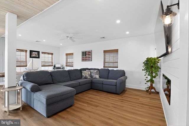 4 D AVE, Wildwood, NJ 08260