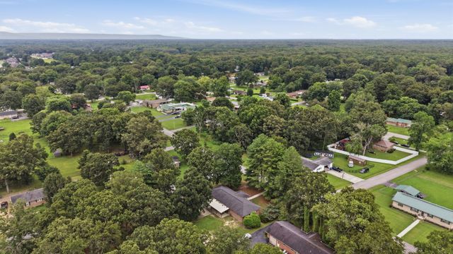 1109 McMahan St, Manchester, TN 37355