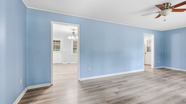 1109 McMahan St, Manchester, TN 37355