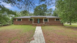 1109 McMahan St, Manchester, TN 37355
