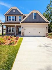 2002 Darrell Drive, Graham, NC 27253