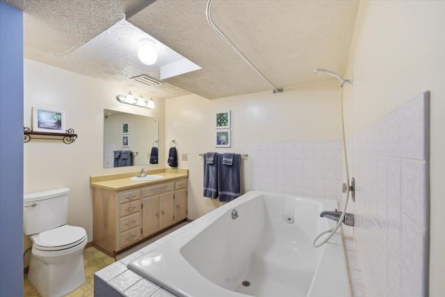 5326 W Shawnee Ave, Spokane, WA 99208