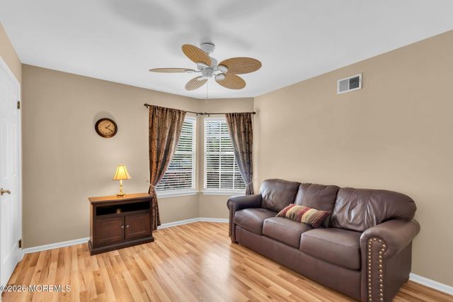 1082A Buckingham Drive, Manchester, NJ 08759