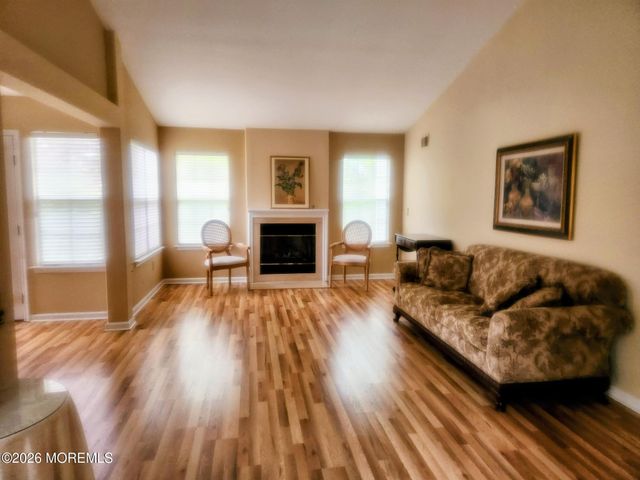 1082A Buckingham Drive, Manchester, NJ 08759