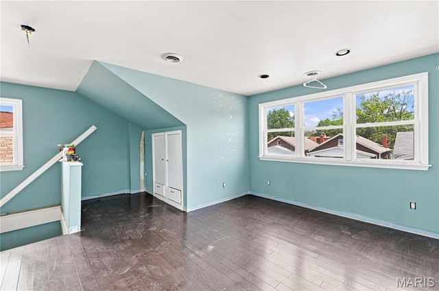 5435 Bates Street, St Louis, MO 63116