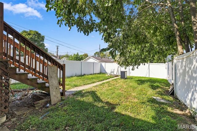 5435 Bates Street, St Louis, MO 63116
