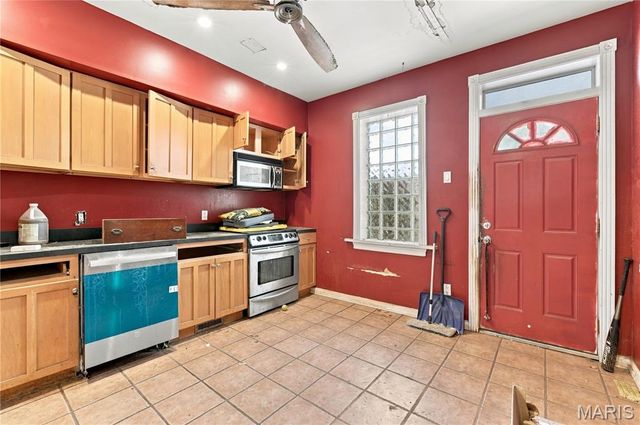 5435 Bates Street, St Louis, MO 63116