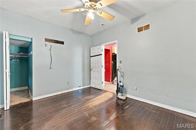 5435 Bates Street, St Louis, MO 63116