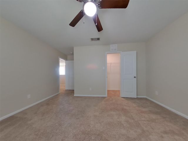 536 Red Dusk Paint Drive, La Marque, TX 77568