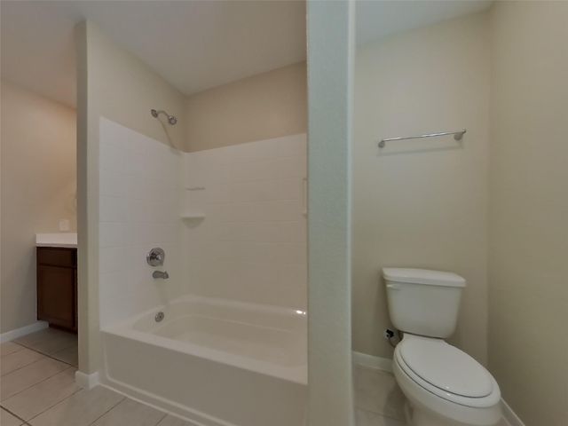 536 Red Dusk Paint Drive, La Marque, TX 77568