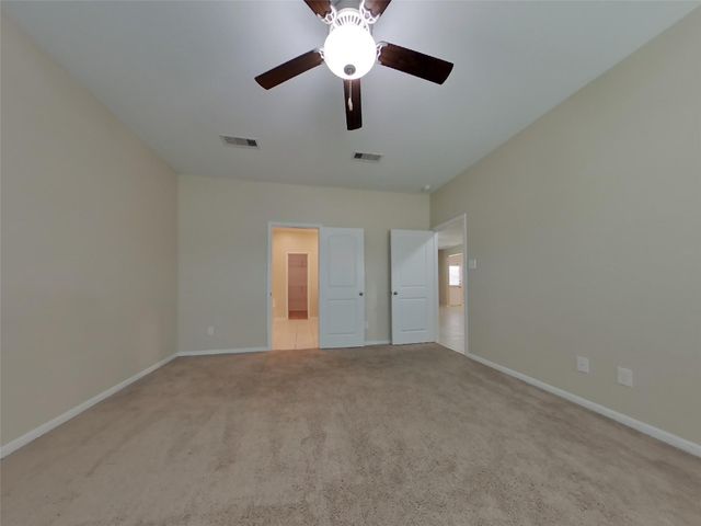 536 Red Dusk Paint Drive, La Marque, TX 77568