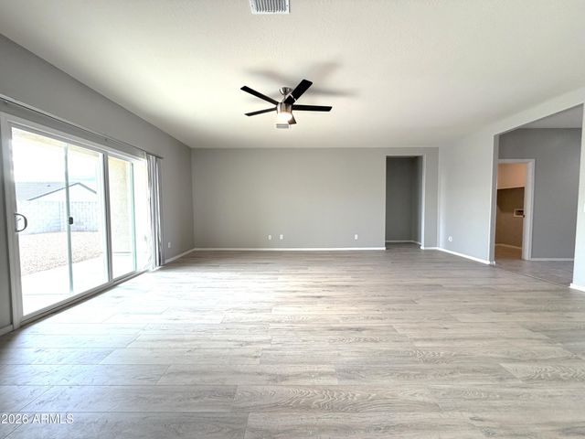 1039 W BEACON Drive, Casa Grande, AZ 85122