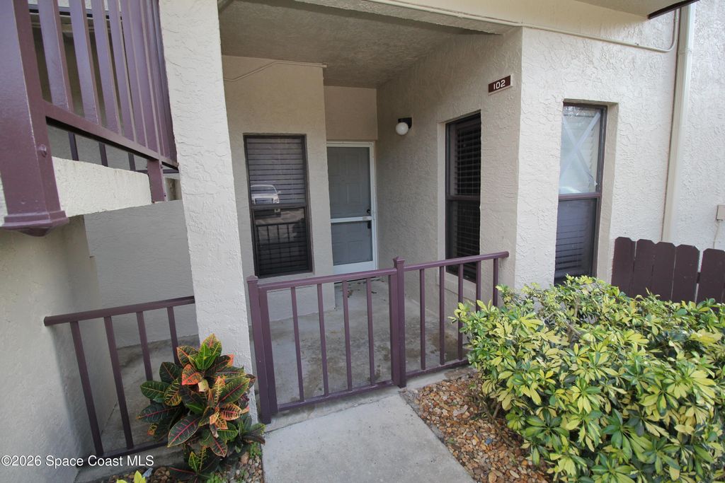 1051 Clearmont Street NE 102-1, Palm Bay, FL 32905