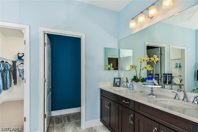 4519 Centaurus CIR, Naples, FL 34120