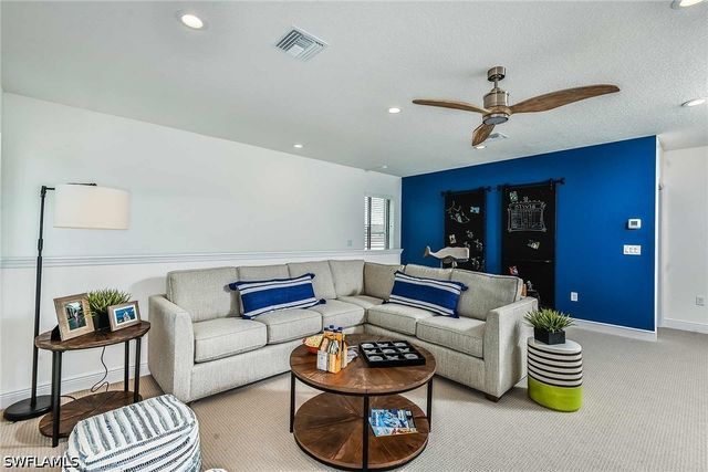 4519 Centaurus CIR, Naples, FL 34120