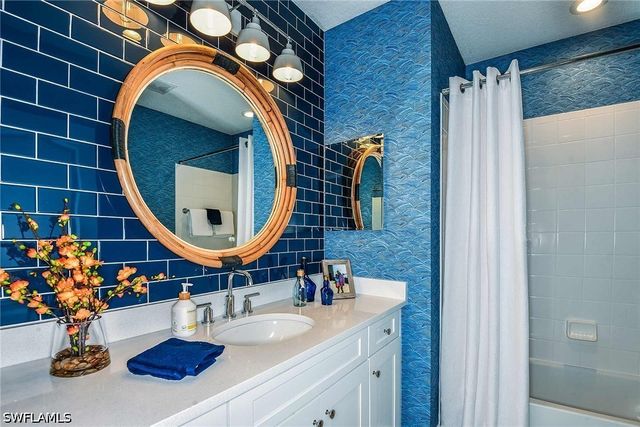 4519 Centaurus CIR, Naples, FL 34120