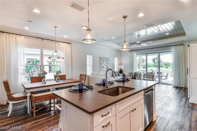4519 Centaurus CIR, Naples, FL 34120