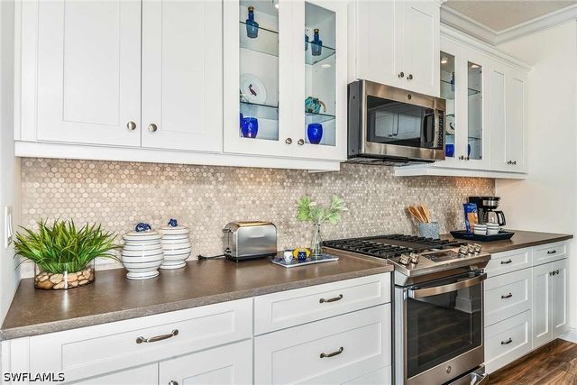 4519 Centaurus CIR, Naples, FL 34120