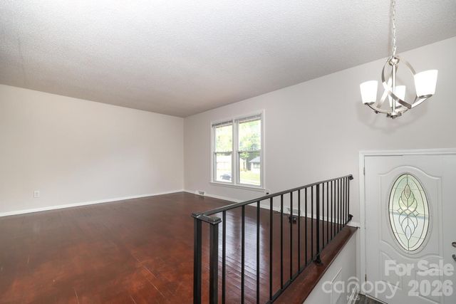 5001 Springview Road, Charlotte, NC 28213