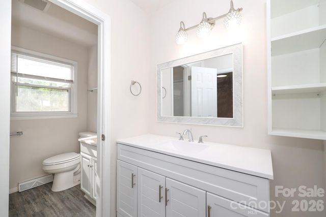 5001 Springview Road, Charlotte, NC 28213