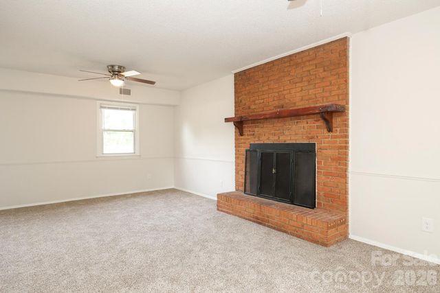 5001 Springview Road, Charlotte, NC 28213