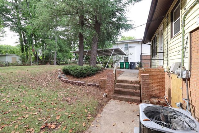 5001 Springview Road, Charlotte, NC 28213